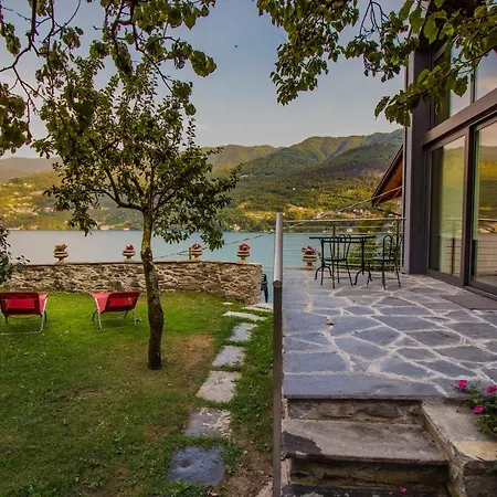 فندق مبيت وإفطار Thelakehouse Glamour Design Carate Urio