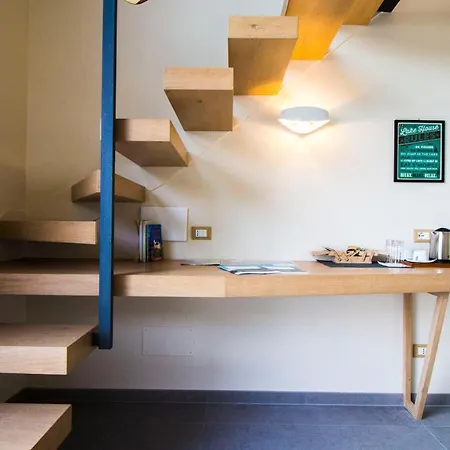 Thelakehouse Glamour Design فندق مبيت وإفطار *