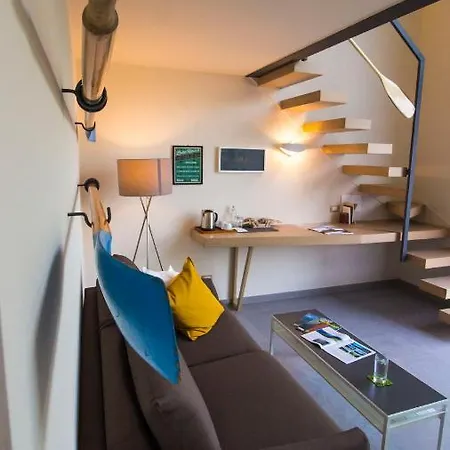 Thelakehouse Glamour Design فندق مبيت وإفطار *